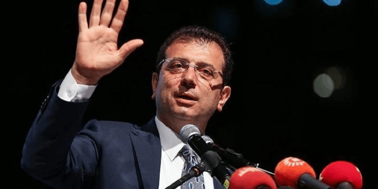 Adaylığını resmen açıklayacak: Ekrem İmamoğlu, seçim için alana iniyor