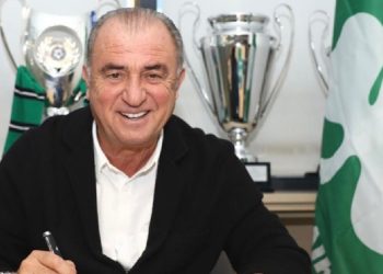 Adı fon vurgununa karışan Fatih Terim, Panathinaikos'a resmi imzayı attı!