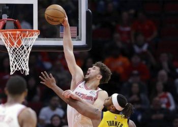 Alperen Şengün'ün 30 sayısı galibiyete yetmedi