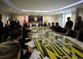 AKP’li milletvekillerinden Ankaragücü’ne destek ziyareti