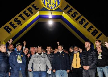 Ankaragücü taraftarından Faruk Koca'ya destek