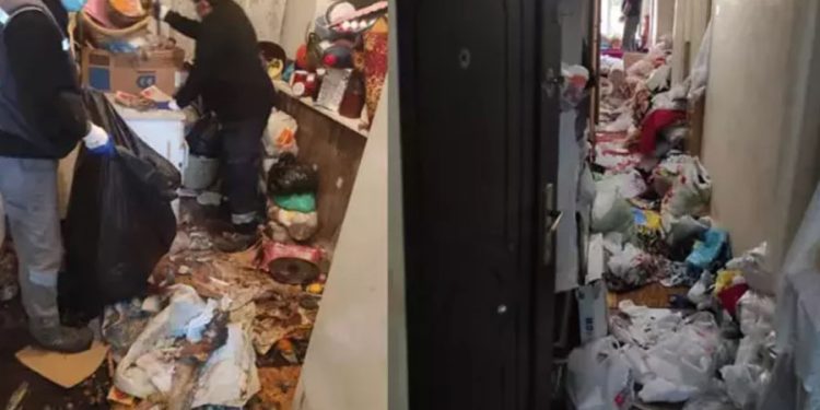Anne ile oğlunun yaşadığı evden 45 ton çöp çıktı