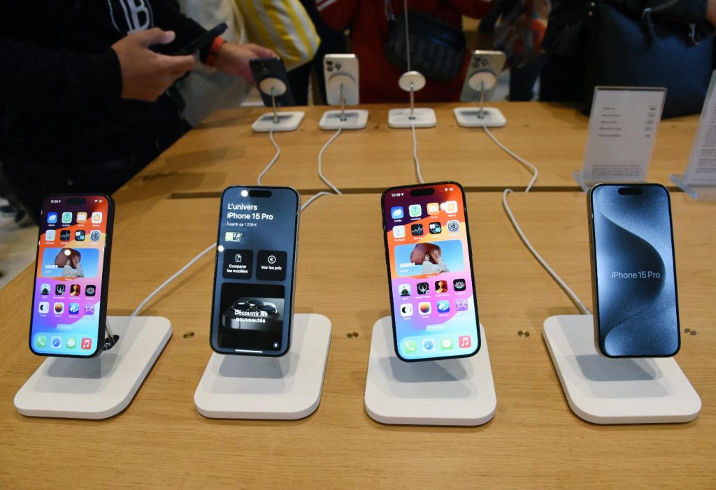 Apple Türkiye fiyatlarına bir yılda 7’inci kez zam yaptı: iPhone 15’in en üst modeli 100 bin TL oldu