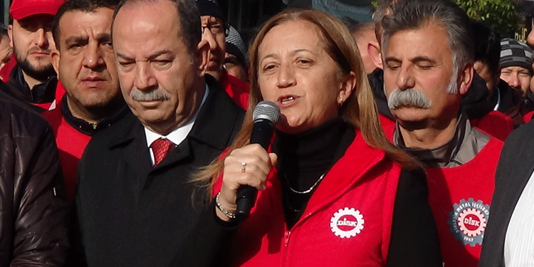 Arzu Çerkezoğlu: Türkiye’de hala asgari ücret tek bir işçi üzerinden hesaplanıyor, oysa hepimizin bir ailesi var