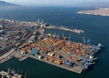 BAE, İzmir Limanı’ndan “hisse alacak” tartışmasına şirketten açıklama: “Durum kesinleşince piyasaya uygun açıklamalar yapacağız”