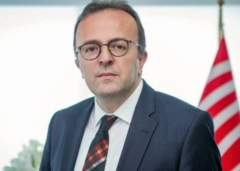 Bakan Yardımcısı istifa etti, AKP'den büyükşehir belediye başkan aday adayı oldu