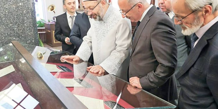 "Belgelerle Diyanet" sergisi için dudak uçuklatan harcama