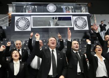 Beşiktaş'ın yeni başkanı Hasan Arat: Kazanan Beşiktaş oldu