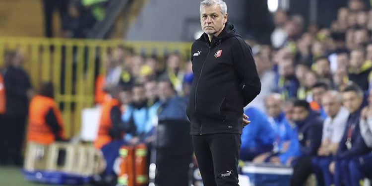 Beşiktaş'ta Bruno Genesio için yeni iddia