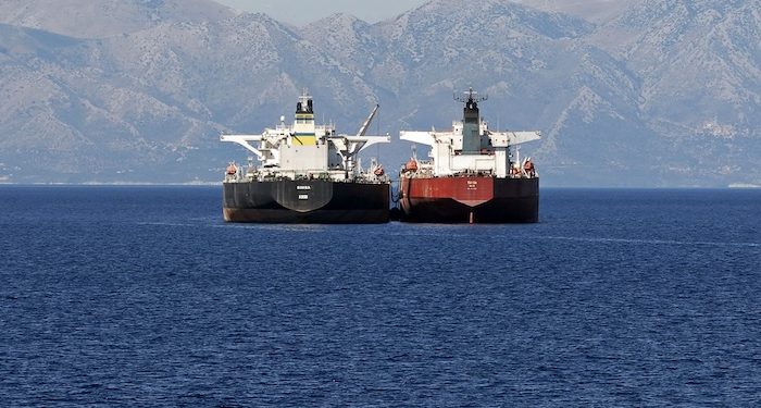 Bloomberg: Rusya’nın aylık petrol geliri savaş öncesi seviyeleri aştı