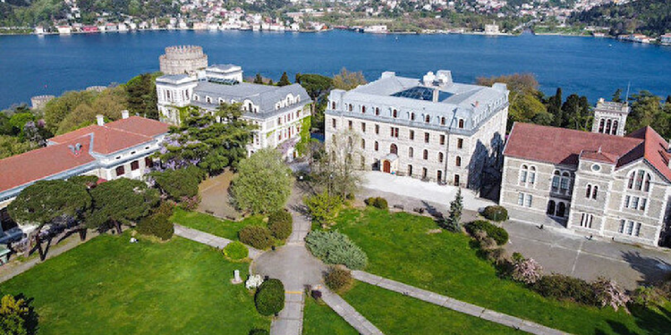 Boğaziçi'ne girişine izin verilmeyen öğrenciler kayyum yönetim hakkında suç duyurusunda bulunacak