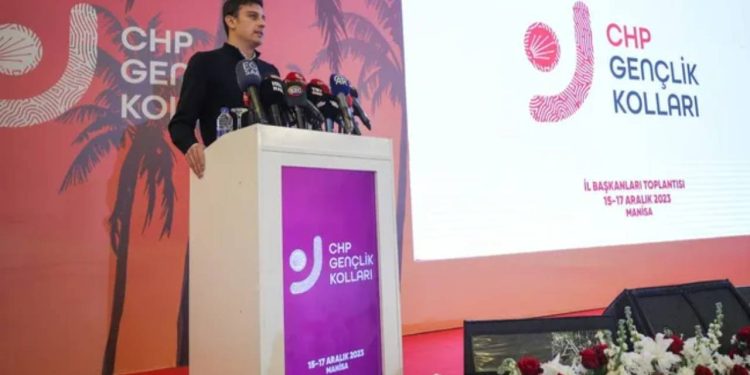 CHP Gençlik Kolları Başkanı Killik'ten Erdoğan'a "aday" çıkışı: Merak içerisinde bekliyoruz