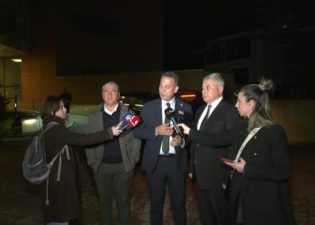 CHP heyetinden Halil Umut Meler'e ziyaret: 'Kendisinden tek bir ricamız oldu'