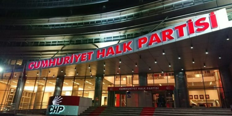 CHP'den 'aday açıklamalarını' erteleme kararı