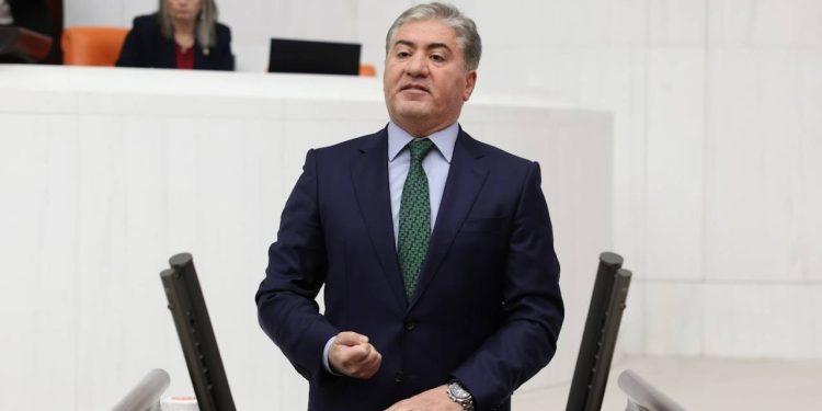 CHP'li Murat Emir gündeme taşıdı: İçişleri Bakanı Ali Yerlikaya'ya 'intiharlar' sorusu