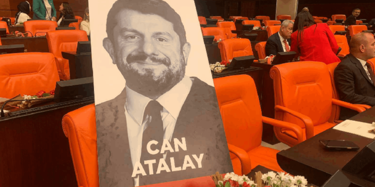 Can Atalay hakkındaki "infazın durdurulması" talebini, İstanbul 13. Ağır Ceza Mahkemesi değerlendirecek