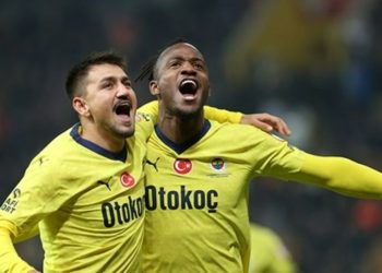 Çekişmeli maçın galibi Fenerbahçe oldu