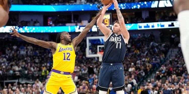 Dallas, Lakers'ı Doncic ve Hardaway'le devirdi