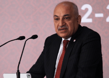 Dilekçe verildi: TFF Başkanı Büyükekşi için ihraç talebi