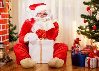 Diyanet'ten yılın son cumasında 'yılbaşı' gündemli hutbe: 'Noel babadan uzak duralım'