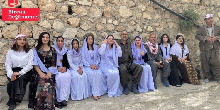 Duhoklu yönetmen Reber Dosky ile 'Güneş'in Kızları' üzerine