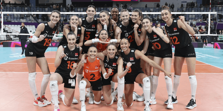 Eczacıbaşı FIVB Kulüpler Dünya Şampiyonası'nda finalde!