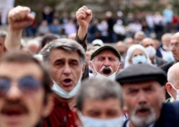 Emekliler isyanda, Ankara’da topladılar!
