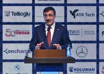 Cevdet Yılmaz enflasyonda düşüş için tarih verdi