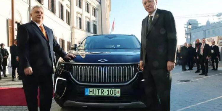 Erdoğan, Orban ile görüştü: Karşılıklı Togg ve at hediye edildi, işbirli anlaşması imzalandı