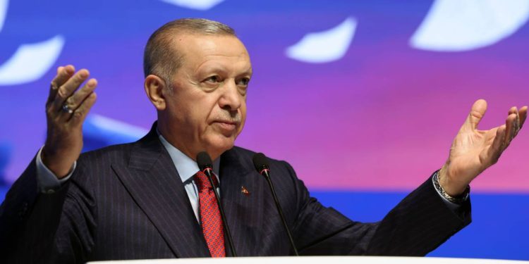 Erdoğan, Suudi Arabistan'a tek kelime etmedi, yine CHP'yi hedef gösterdi: Ders vermeyi bıraksınlar