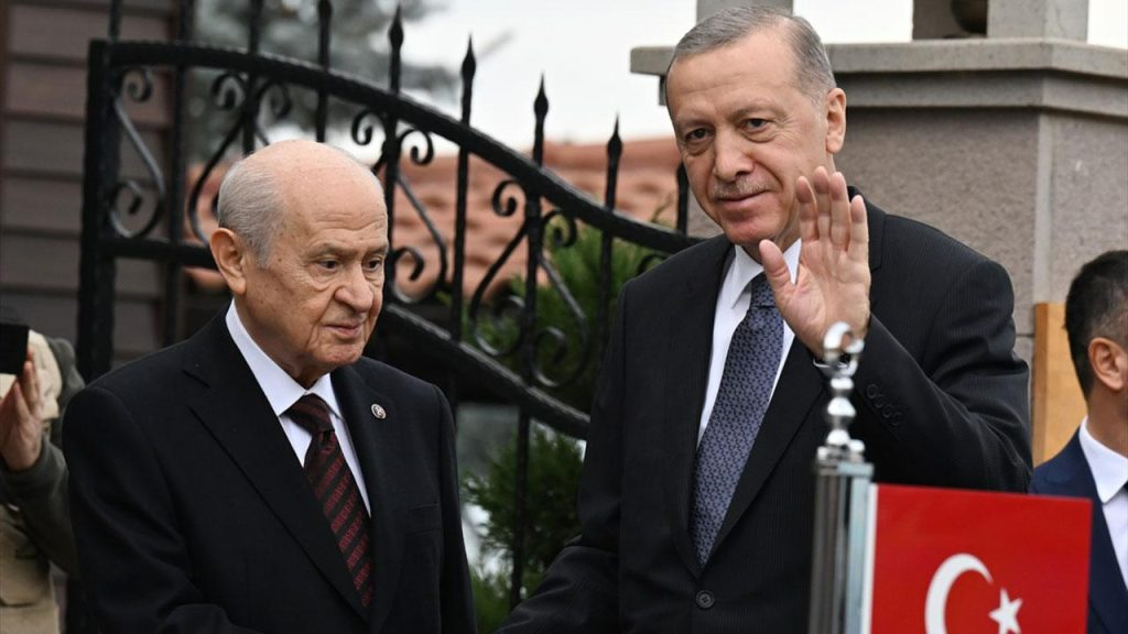 Erdoğan ve Bahçeli'nin 'sürpriz' görüşmesinin perde arkası: MHP'ye bırakılacak şehir ortaya çıktı!