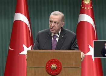 Erdoğan’dan, ‘istihdama zarar vermeyecek bir asgari ücret’ açıklaması geldi