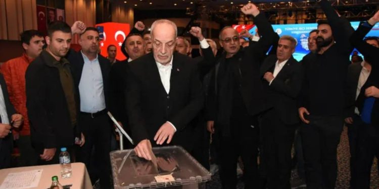 Ergün Atalay, yeniden TÜRK-İŞ Genel Başkanı seçildi