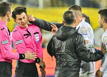 FIFA Kulüpler Dünya Kupası hakemlerinden Halil Umut Meler'e destek mesajı: Neler yaşandığını biliyoruz, arkandayız