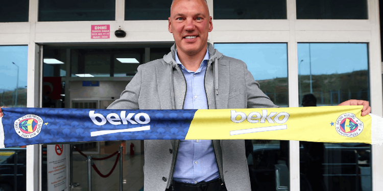 Fenerbahçe Beko Jasikevicius'u resmen duyurdu