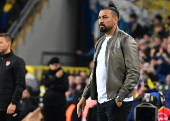 Fenerbahçe, kaliteli ayaklarıyla işi çözdü