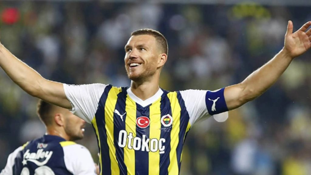 Fenerbahçe'de Dzeko'nun son durumu açıklandı: Kayseri ve Galatasaray maçlarında sahada olacak mı?