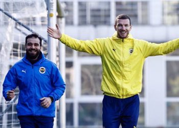 Fenerbahçe'den Edin Dzeko paylaşımı: Endişeye mahal yok endişeye
