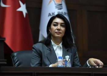 Fıkra bu kadar: AKP milletvekili, 1992 yılında hizmete açılan Atatürk Barajı için ‘’Atatürk Barajını ülkemize biz kazandırdık’’ dedi