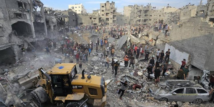 Gazze ile iletişim tamamen kesildi