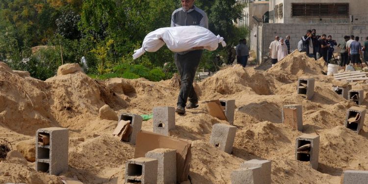 Gazze'de hava saldırılarında ölenlerin yüzde 61'i sivil | Araştırma