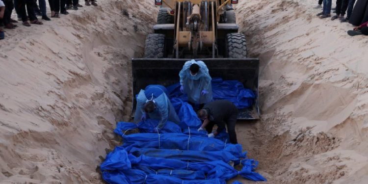 Gazze'de ulaşılabilen ölü sayısı 21 bini bulurken, İsrail liderliği dünyayla alay etti: Savaş daha aylarca sürecek