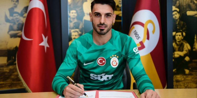 Günay Güvenç taraftarların gönlünü fethetti