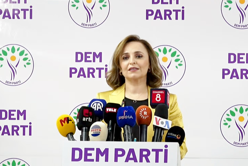 Halkların Eşitlik ve Demokrasi Partisi’nin kısa adı ‘DEM Parti’ oldu