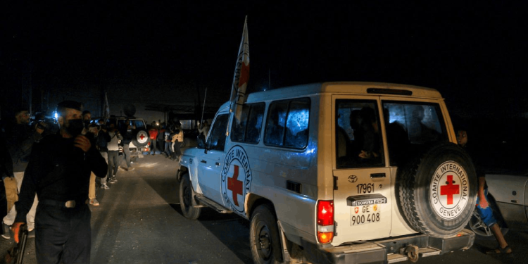 Hamas: İsrail esirlerin hayatlarını umursamıyor