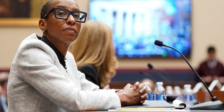 Harvard'da 'şu an için' ifade özgürlüğü kazandı: Rektör Gay 'antisemitizm' nedeniyle görevden alınmayacak