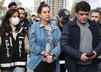 Her şeyi değiştiren arama: Dilan Polat'ın gözaltı süreci, Ali Yerlikaya'nın telefonuyla başlamış!