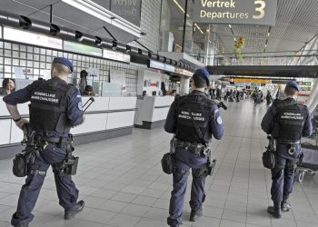 Hollanda tedirgin; ‘terör alarm’ seviyesi arttırıldı