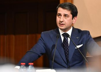 İYİ Parti'ye İbrahim Özkan şoku! 8 meclis üyesinden 7'si Özkan'ı istedi