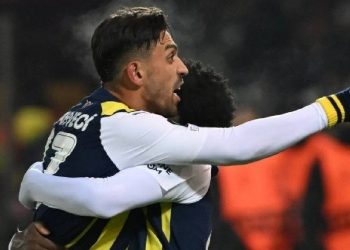 İrfan Can Kahveci, 6-1'lik yenilgi sonrası taraftarla tartışmıştı: Temsilcisi olayın iç yüzünü açıkladı